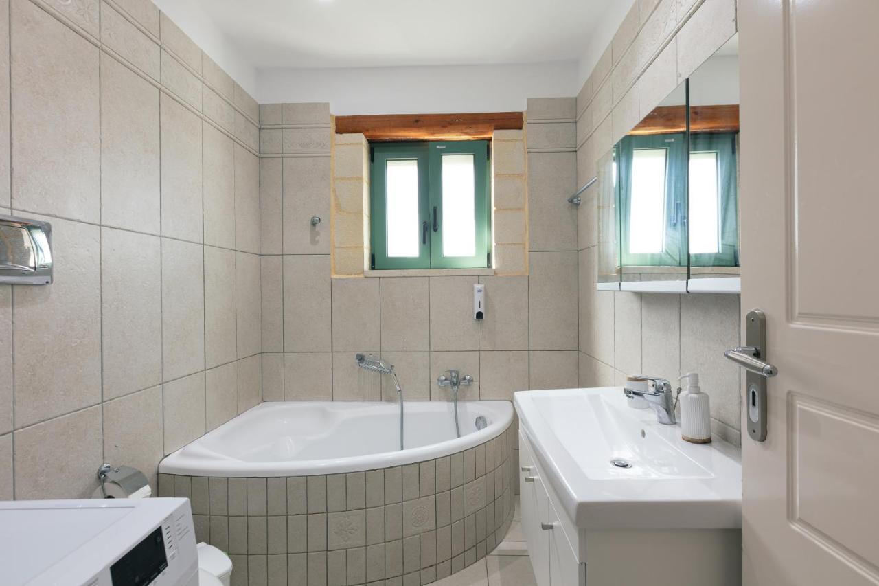 Villa Pinelopi Asprouliánoi Esterno foto