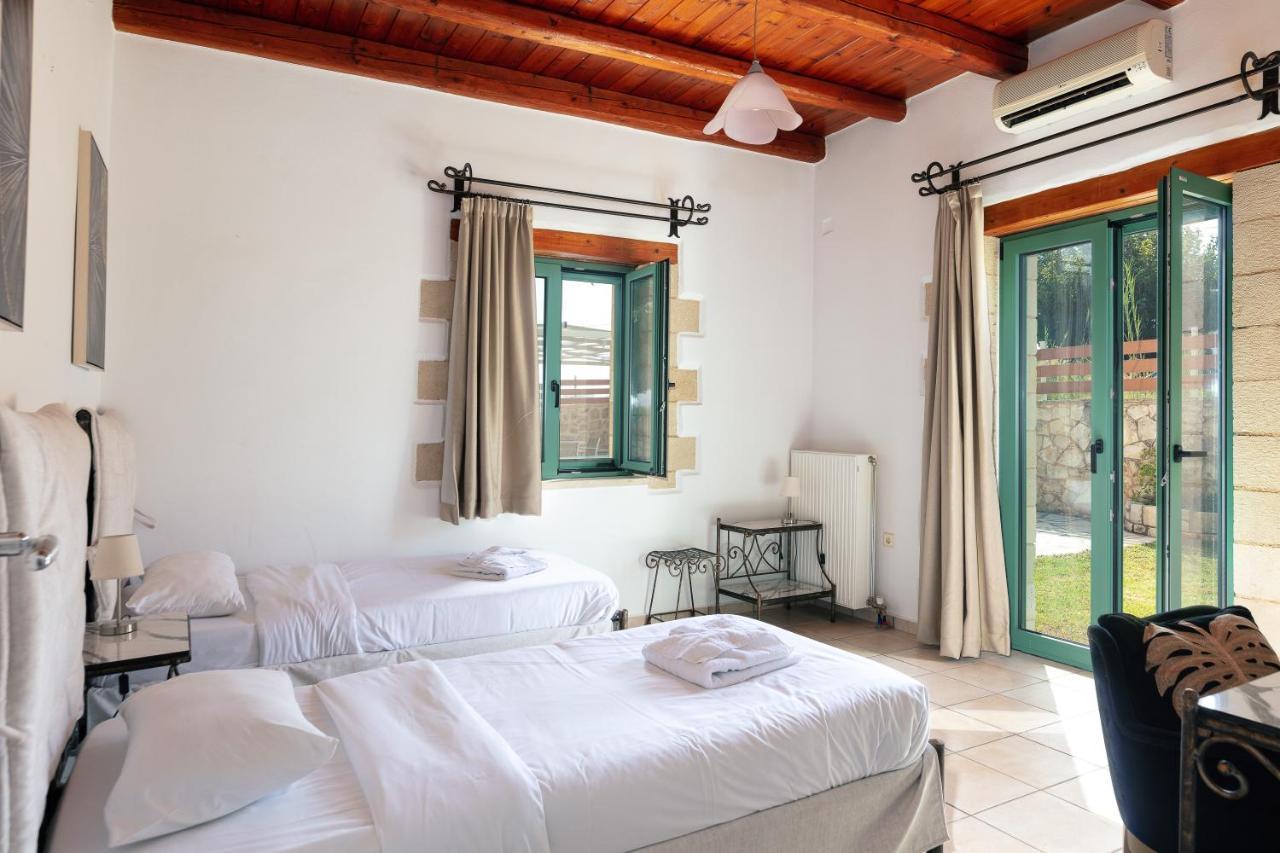 Villa Pinelopi Asprouliánoi Esterno foto