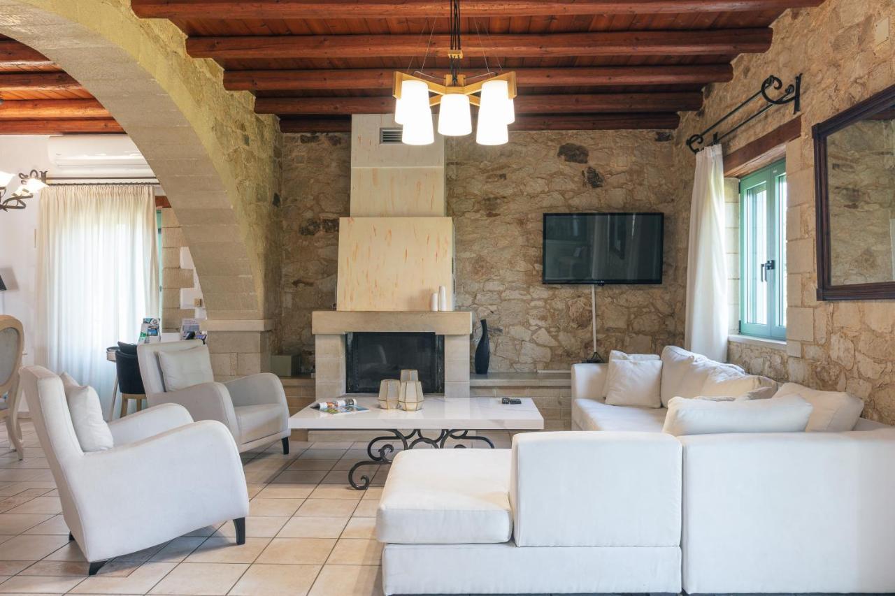 Villa Pinelopi Asprouliánoi Esterno foto