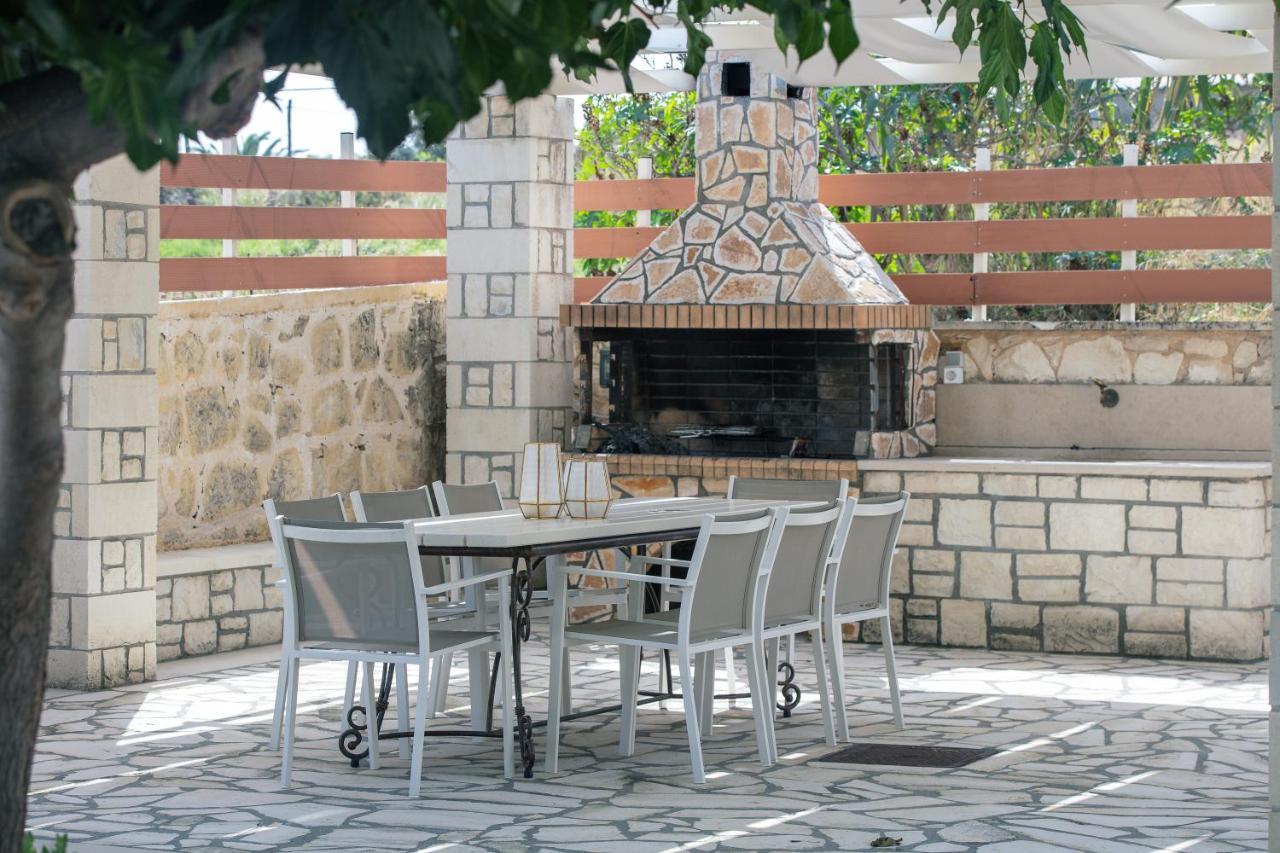 Villa Pinelopi Asprouliánoi Esterno foto