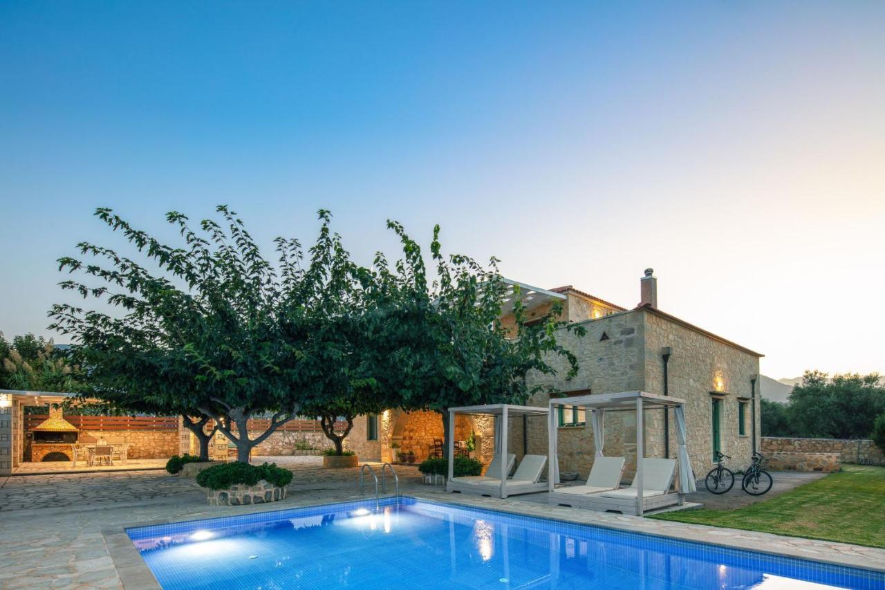Villa Pinelopi Asprouliánoi Esterno foto